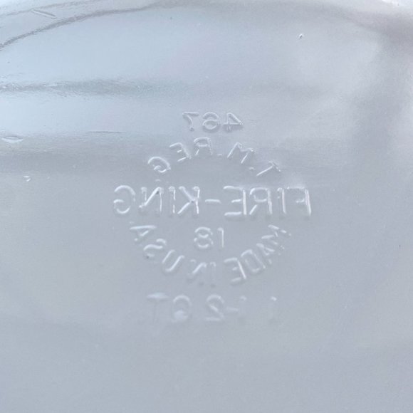 Vintage Fire King Primrose Oval Casserole Dish - Picture 4 of 7